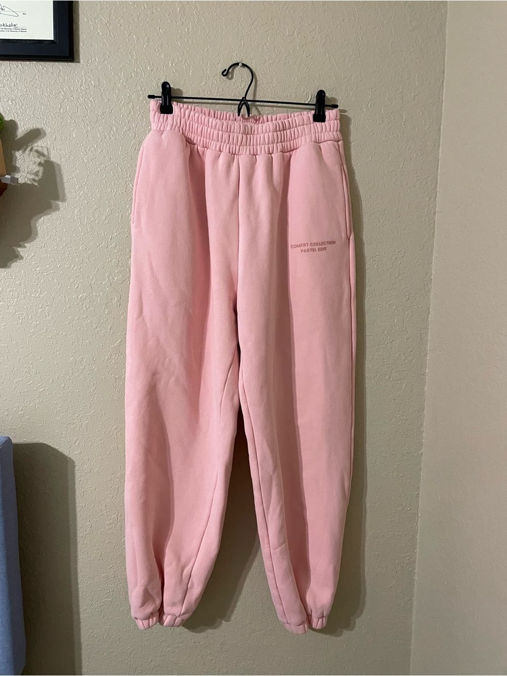 Comfrt Pastel Sweatpants Size Medium Bubblegum Pink Fleece Lined Thick Cozy